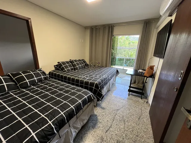 Imagem 2: Luxuosa Casa de Alto Padrão no Condomínio Ipê Amarelo – Conforto, Exclusividade e
