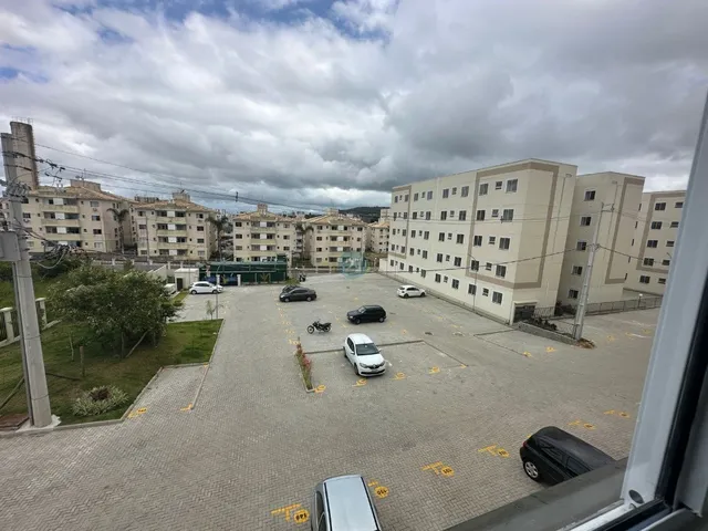Imagem 8: Alugo apartamento semi mobiliado, 02 dormitórios, 01 vaga de estacionamento no bairro