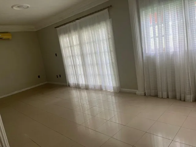 Imagem 10: CASA - BELÉM Casa com 4 dormitórios