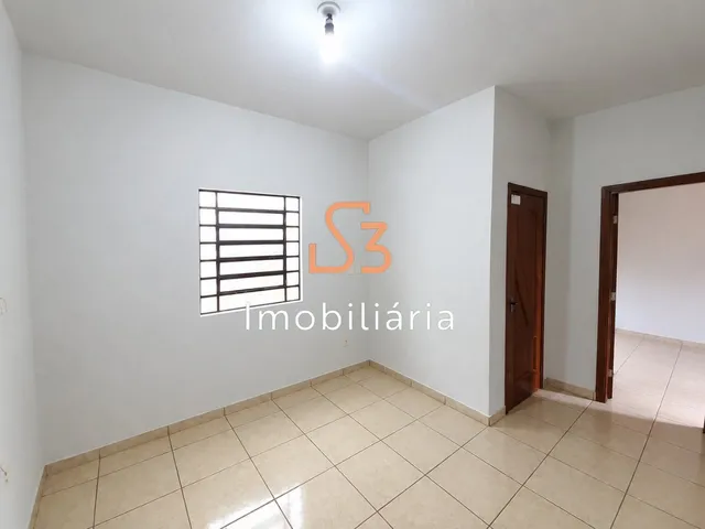 Imagem 8: Casa para locação no bairro Martins em Uberlândia-MG: 3 quartos, 1 sala, 1 vaga de