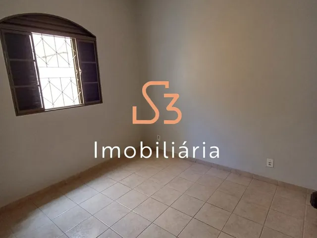 Imagem 7: Casa para locação em Uberlândia-MG, bairro Santa Mônica: 3 quartos, 1 suíte, 2