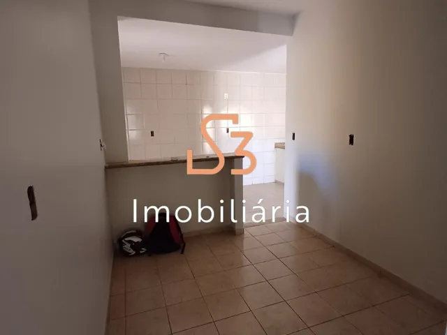 Imagem 8: Casa para locação em Uberlândia-MG, bairro Santa Mônica: 3 quartos, 1 suíte, 2