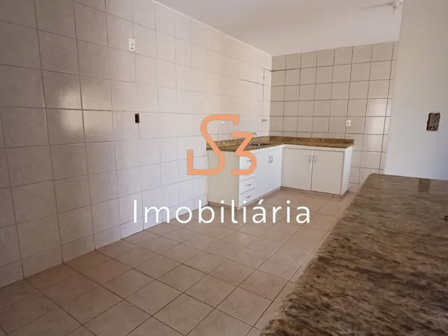 Imagem 11: Casa para locação em Uberlândia-MG, bairro Santa Mônica: 3 quartos, 1 suíte, 2