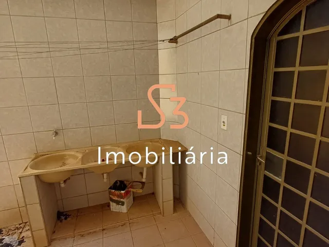 Imagem 15: Casa para locação em Uberlândia-MG, bairro Santa Mônica: 3 quartos, 1 suíte, 2