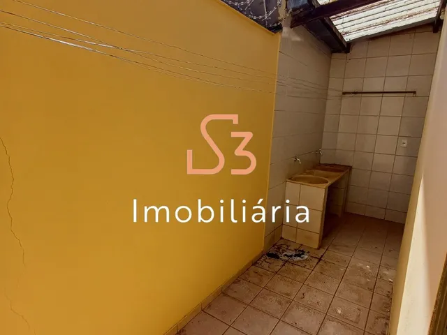 Imagem 14: Casa para locação em Uberlândia-MG, bairro Santa Mônica: 3 quartos, 1 suíte, 2