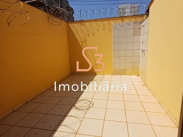Imagem 3: Casa para locação em Uberlândia-MG, bairro Santa Mônica: 3 quartos, 1 suíte, 2