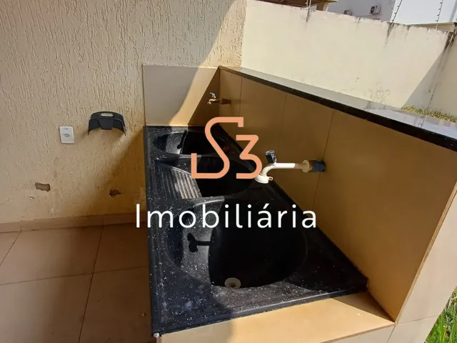 Imagem 16: Casa para locação em Uberlândia-MG, bairro Santa Mônica: 3 quartos, 1 sala, 1