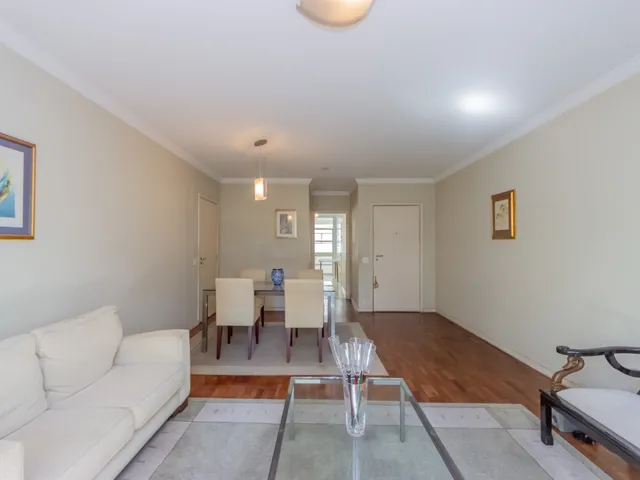 Imagem 4: Apartamento para venda em Itaim Bibi com 2 quartos, sendo 1 suíte, 108m²