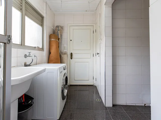 Imagem 6: Apartamento para Venda em Moema com 2 Quartos, Sendo 2 Suítes, 122M²