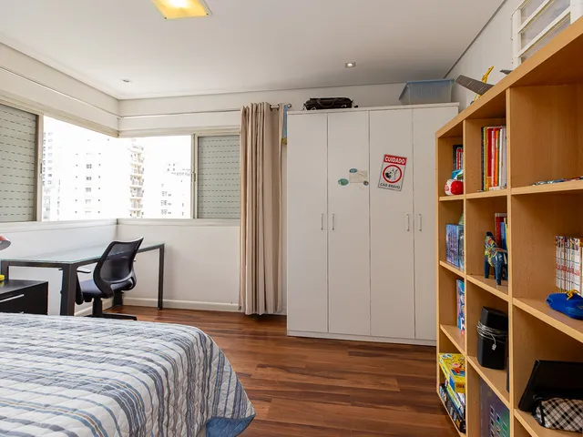 Imagem 9: Apartamento para Venda em Moema com 2 Quartos, Sendo 2 Suítes, 122M²