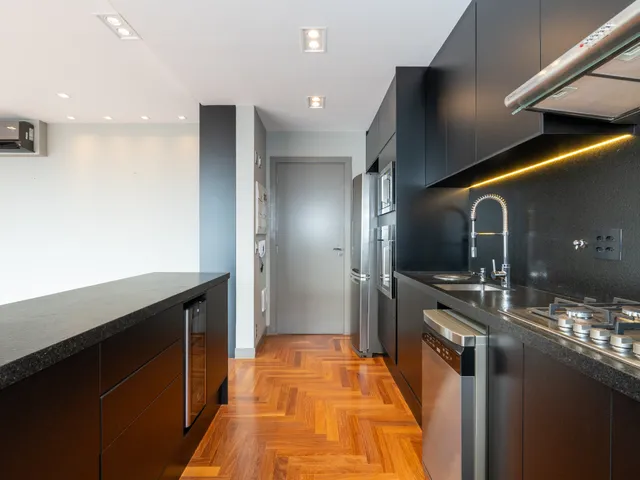 Imagem 7: Apartamento para Venda em Vila Nova Conceição com 2 Quartos, Sendo 2 Suítes, 134M²