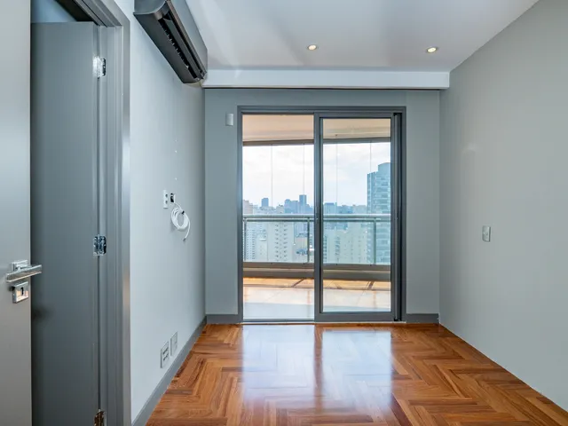 Imagem 8: Apartamento para Venda em Vila Nova Conceição com 2 Quartos, Sendo 2 Suítes, 134M²