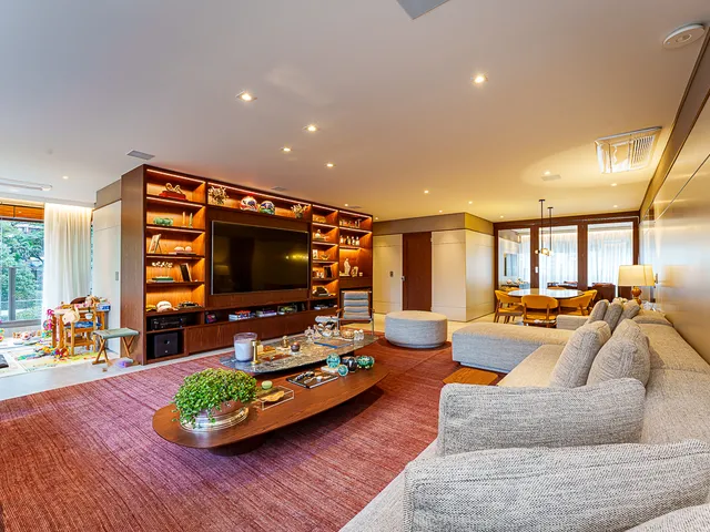 Imagem: O apartamento possui 4 Dormitórios, 3 Suítes, 5