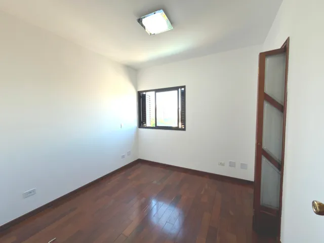 Imagem 10: Apartamento para Venda em Chácara Inglesa com 3 Quartos, Sendo 1 Suíte, 102M²