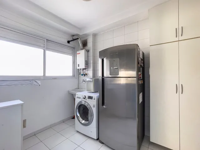 Imagem 2: Apartamento para Venda em Santo Amaro com 3 Quartos, Sendo 1 Suíte, 95M²