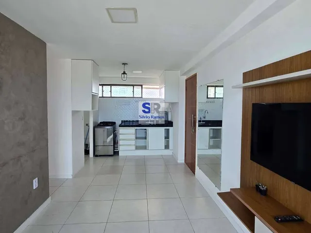 Imagem 4: Apartamento de 55 m² com 2 quartos para aluguel em Boa Viagem - A 50m do mar e excelente