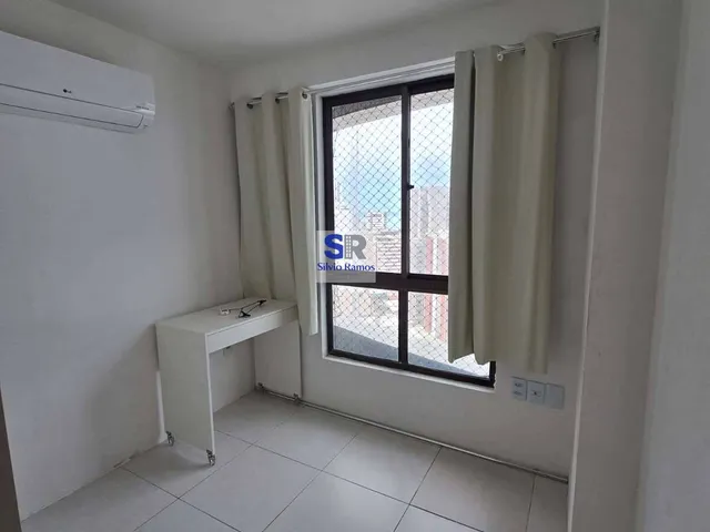 Imagem 12: Apartamento de 55 m² com 2 quartos para aluguel em Boa Viagem - A 50m do mar e excelente
