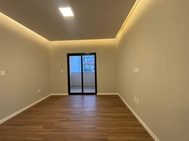 Imagem 15: Geminado residencial à venda com 3 quartos em Jaraguá do Sul