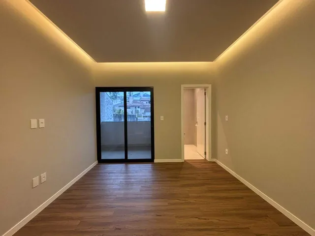 Imagem 5: Geminado residencial à venda com 3 quartos em Jaraguá do Sul