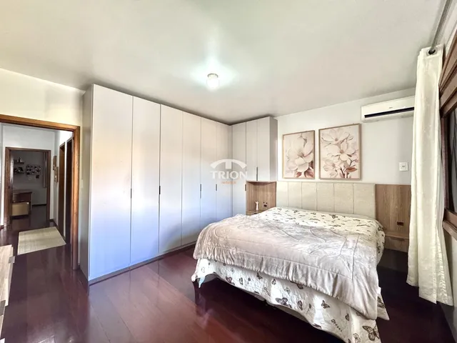 Imagem 9: Casa plana com 3 dormitórios e amplo espaço externo à venda em Lajeado/RS