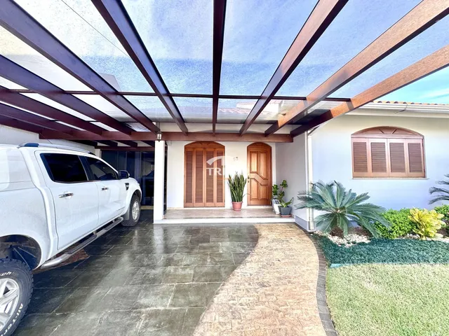 Imagem 3: Casa plana com 3 dormitórios e amplo espaço externo à venda em Lajeado/RS
