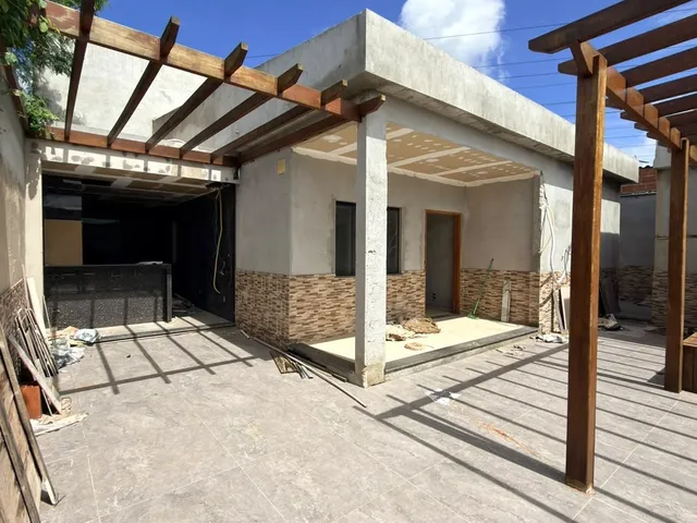 Imagem 7: Casa linear recém construída à venda
