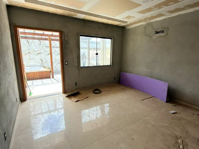 Imagem 8: Casa linear recém construída à venda