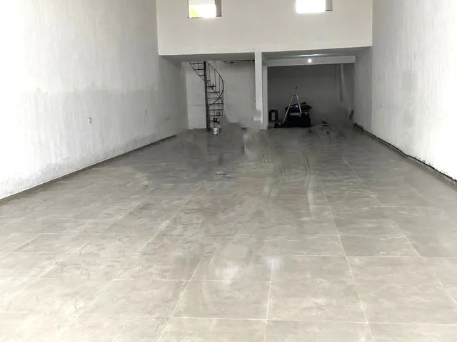 Imagem 10: LOJA - ARARUAMA Loja com 1 banheiro