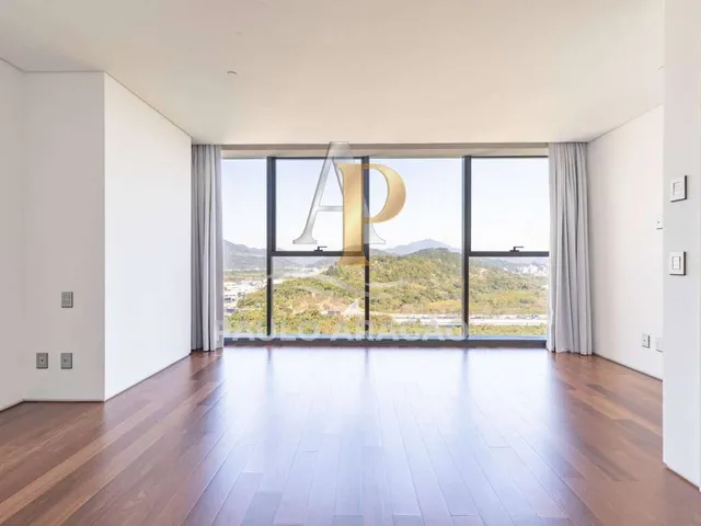 Imagem 13: Apartamento de alto padrão à venda, no Copenhagen em Balneário Camboriú, Centro, com