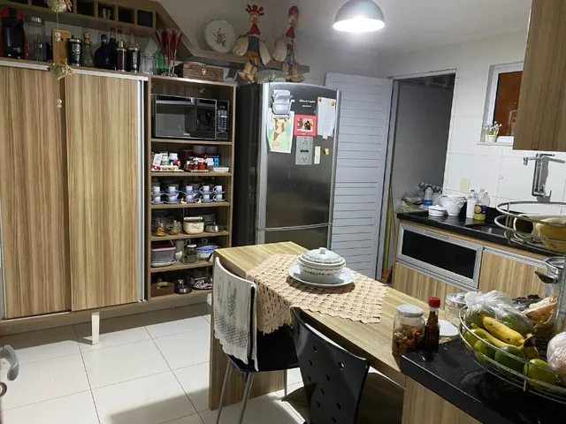 Imagem 13: VENDE-SE Casa com 4 dormitórios