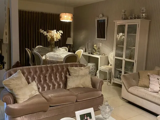 Imagem 8: VENDE-SE Casa com 4 dormitórios