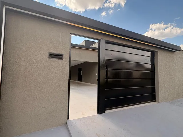 Imagem: Casa com 3 quartos e quintal amplo no Jardim