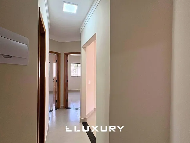 Imagem 5: Casa com 3 quartos e quintal amplo no Jardim Canedo 1 em Senador Canedo