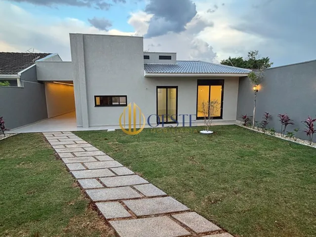 Imagem 3: Casa com 4 Dormitórios e Edícula no Pioneiros Catarinense