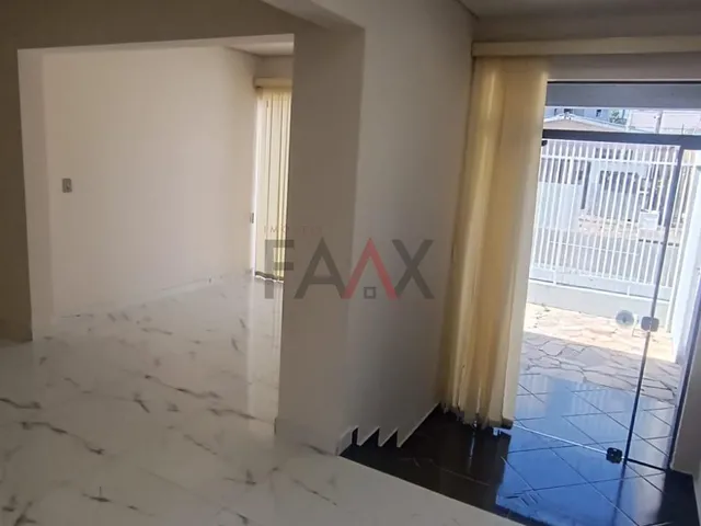 Imagem 4: Casa para Locação no Batel com Piscina e 3 Quartos sendo 2 suítes
