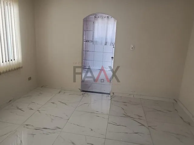 Imagem 5: Casa para Locação no Batel com Piscina e 3 Quartos sendo 2 suítes