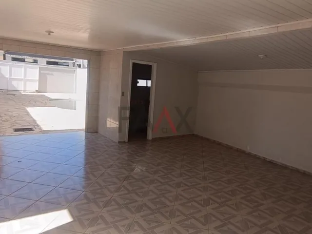 Imagem 12: Casa para Locação no Batel com Piscina e 3 Quartos sendo 2 suítes