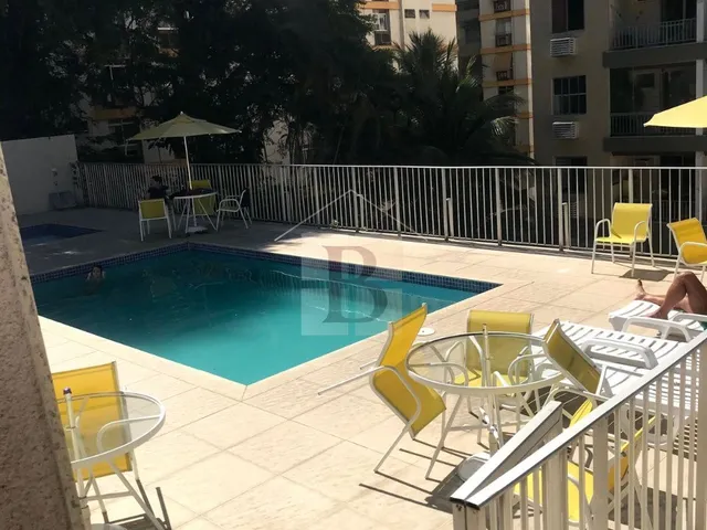 Imagem 2: Apartamento de 2 quartos com suíte, 2 salas e 1 vaga de garagem em Icaraí, Niterói-RJ