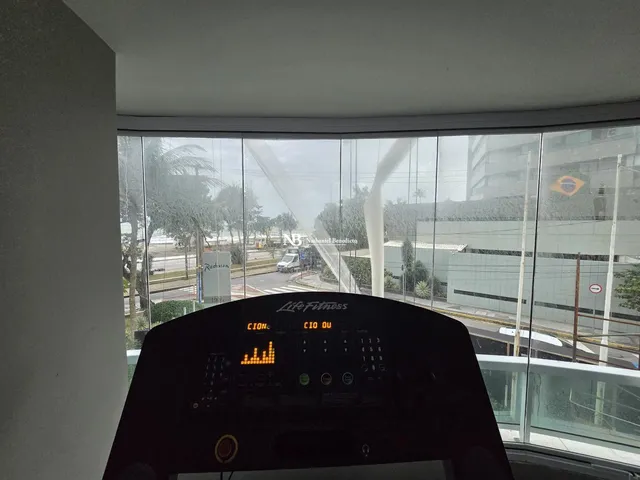Imagem 2: Flat à Venda no Radisson Hotel Recife, na Avenida Boa Viagem