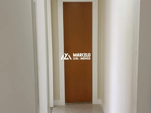Imagem 7: Vendo apartamento com 2 quartos sendo 1 suite, cozinha ampla com armários planej