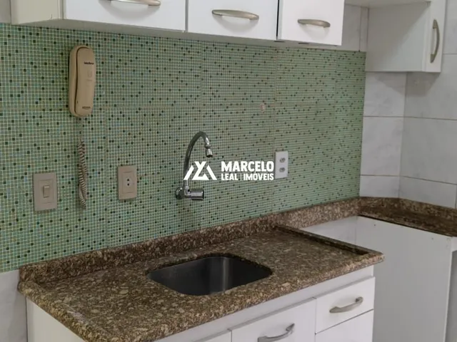Imagem 9: Vendo apartamento com 2 quartos sendo 1 suite, cozinha ampla com armários planej