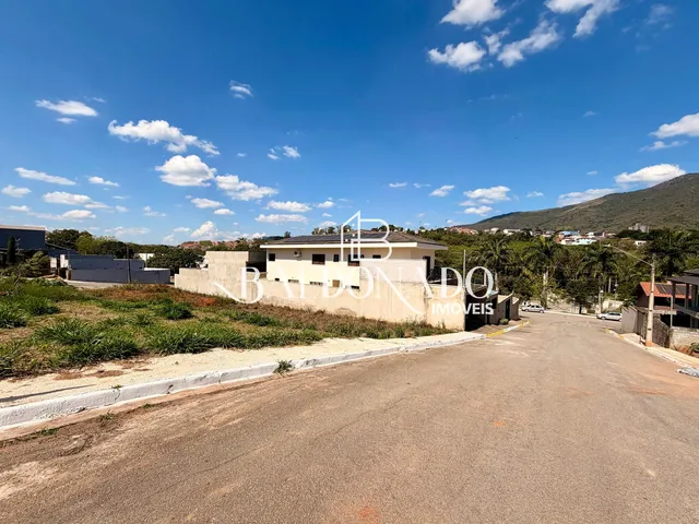 Imagem 3: Terreno À Venda em Extrema Mg no Portal do Parque Ponte Nova com 300 Metros Escritura Regularizada