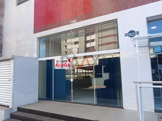 Imagem 2: Sala Comercial Ampla com 211M² e Acessibilidade para Locação no Centro