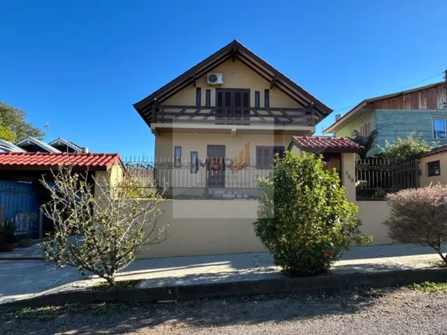 Imagem 1: Casa para Locação com 3 Dormitórios e Energia Fotovoltaica no Bairro Germânia