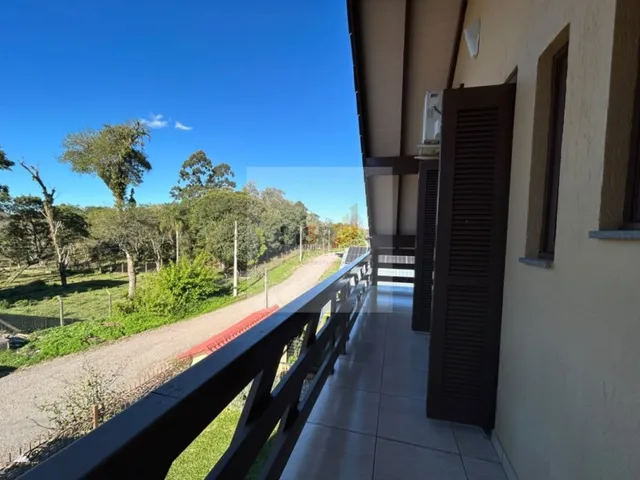 Imagem 11: Casa para Locação com 3 Dormitórios e Energia Fotovoltaica no Bairro Germânia
