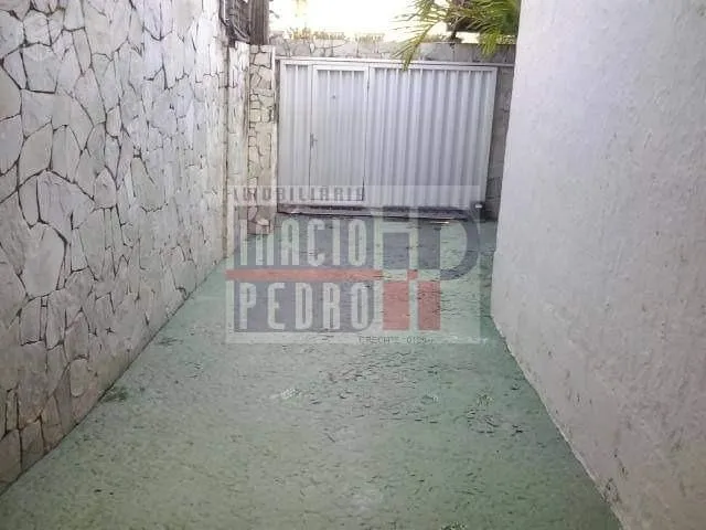 Imagem 2: Casa à Venda em Madalena
