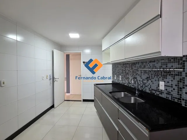Imagem 5: Cobertura Dúplex 210M² para Locação em santa Rosa, Niterói - Luxo e Conforto com Piscina e 2 Vagas