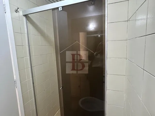 Imagem 3: Apartamento de 2 Quartos com Suíte e Vaga de Garagem em Icaraí, Niterói-Rj: Imperdível Oportunidade de Investimento!