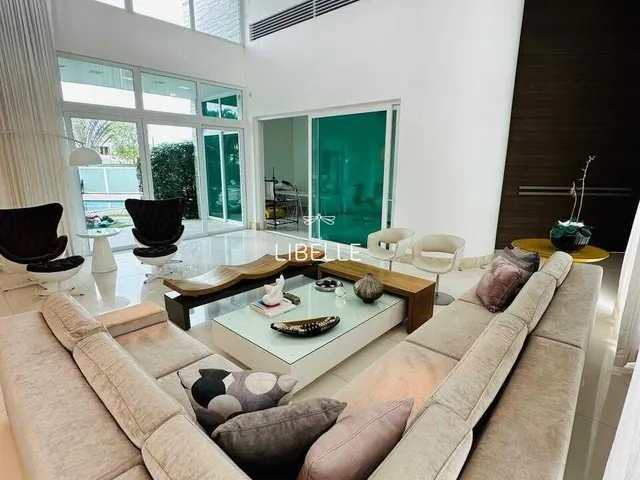 Imagem 7: Casa de Alto Luxo no Alphaville Francisco Brennand | 684 m² | 5 Suítes