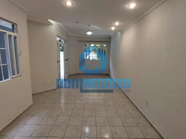 Imagem 12: Casa com 2 Quartos e 1 Suite Disponivel para Locação no Bairro Ilha dos Araujos